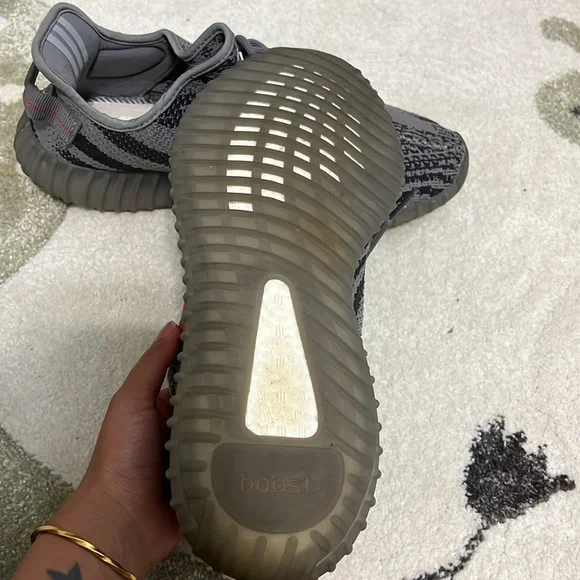 Yeezy adidas boost 350 beluga v2 usa 11 men - Picture 4 of 9